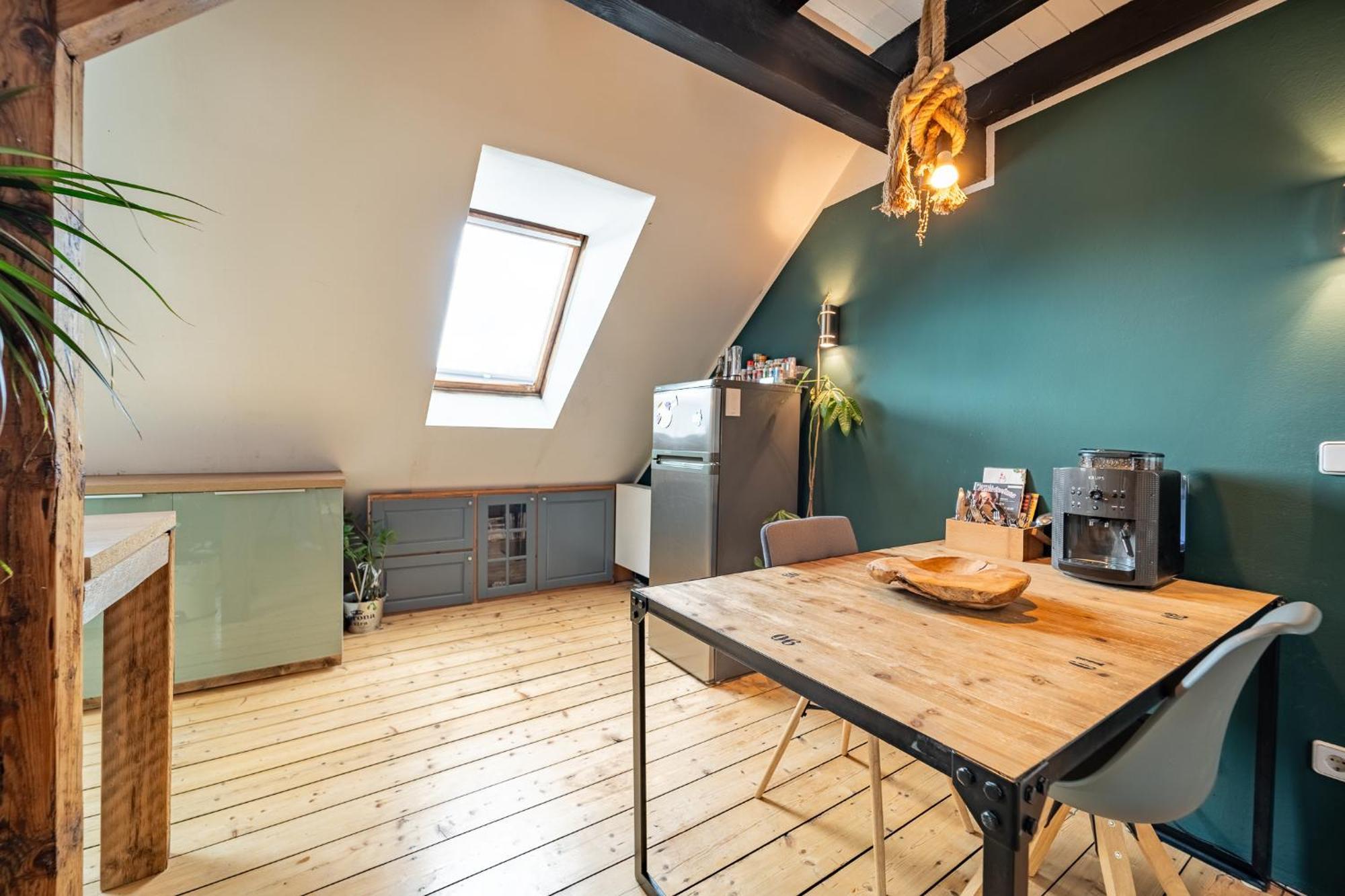 Kleines Maisonette- * Essen